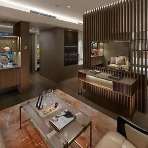 5* Отель The Landmark Mandarin Oriental